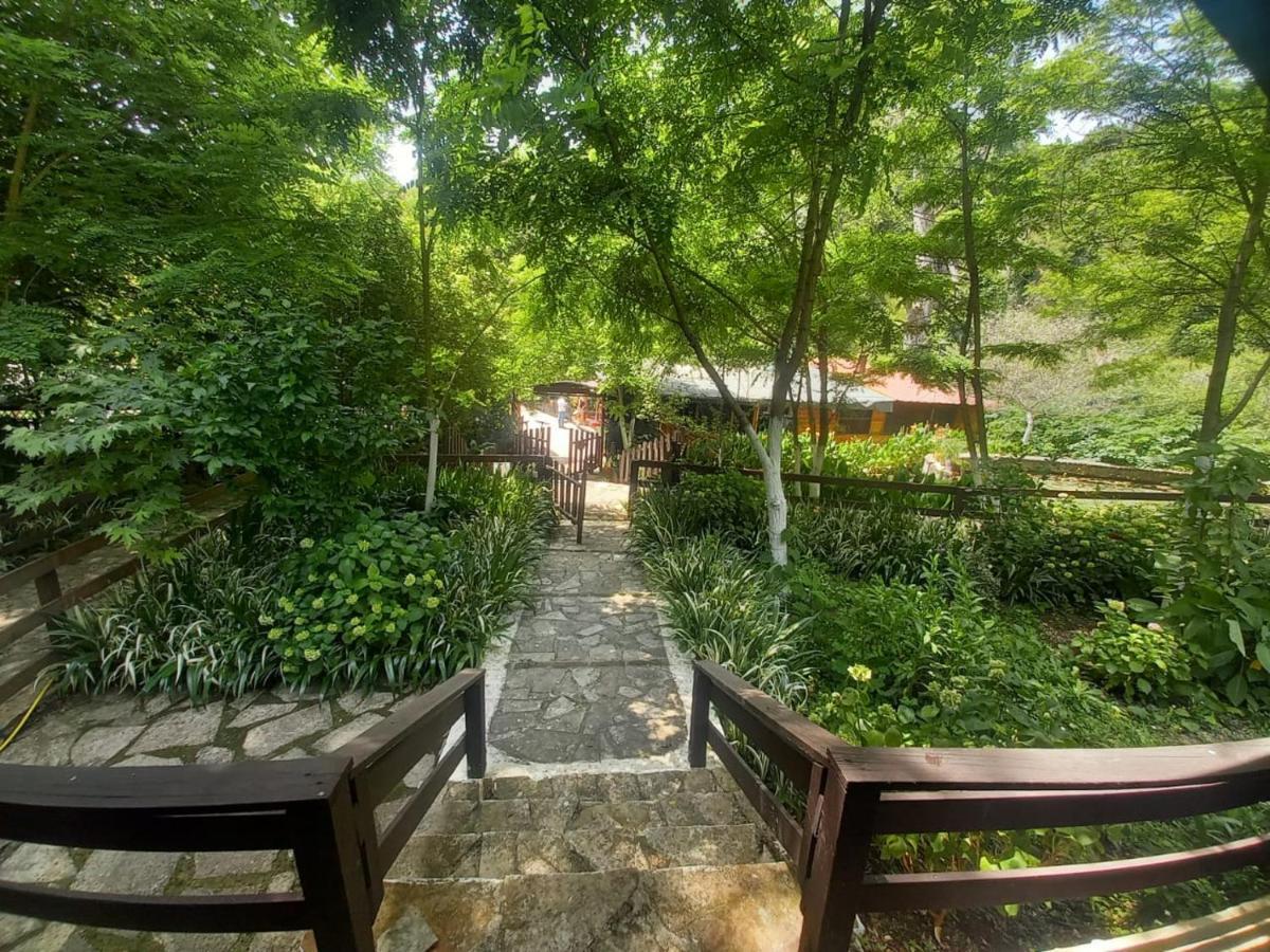 Villa Syri Kalter Sarandë Esterno foto