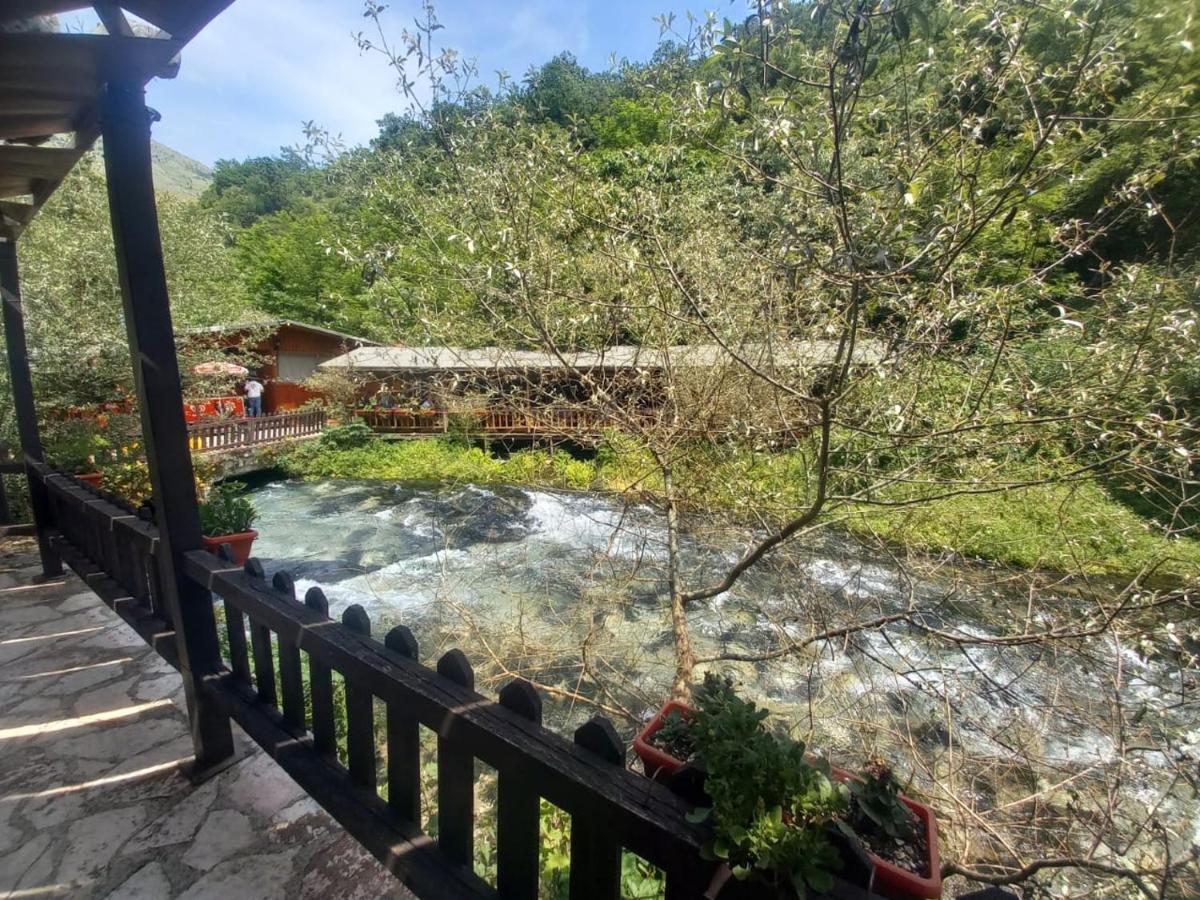 Villa Syri Kalter Sarandë Esterno foto