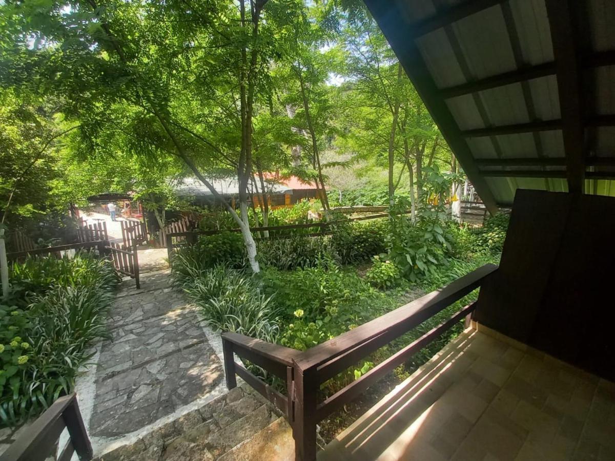 Villa Syri Kalter Sarandë Esterno foto