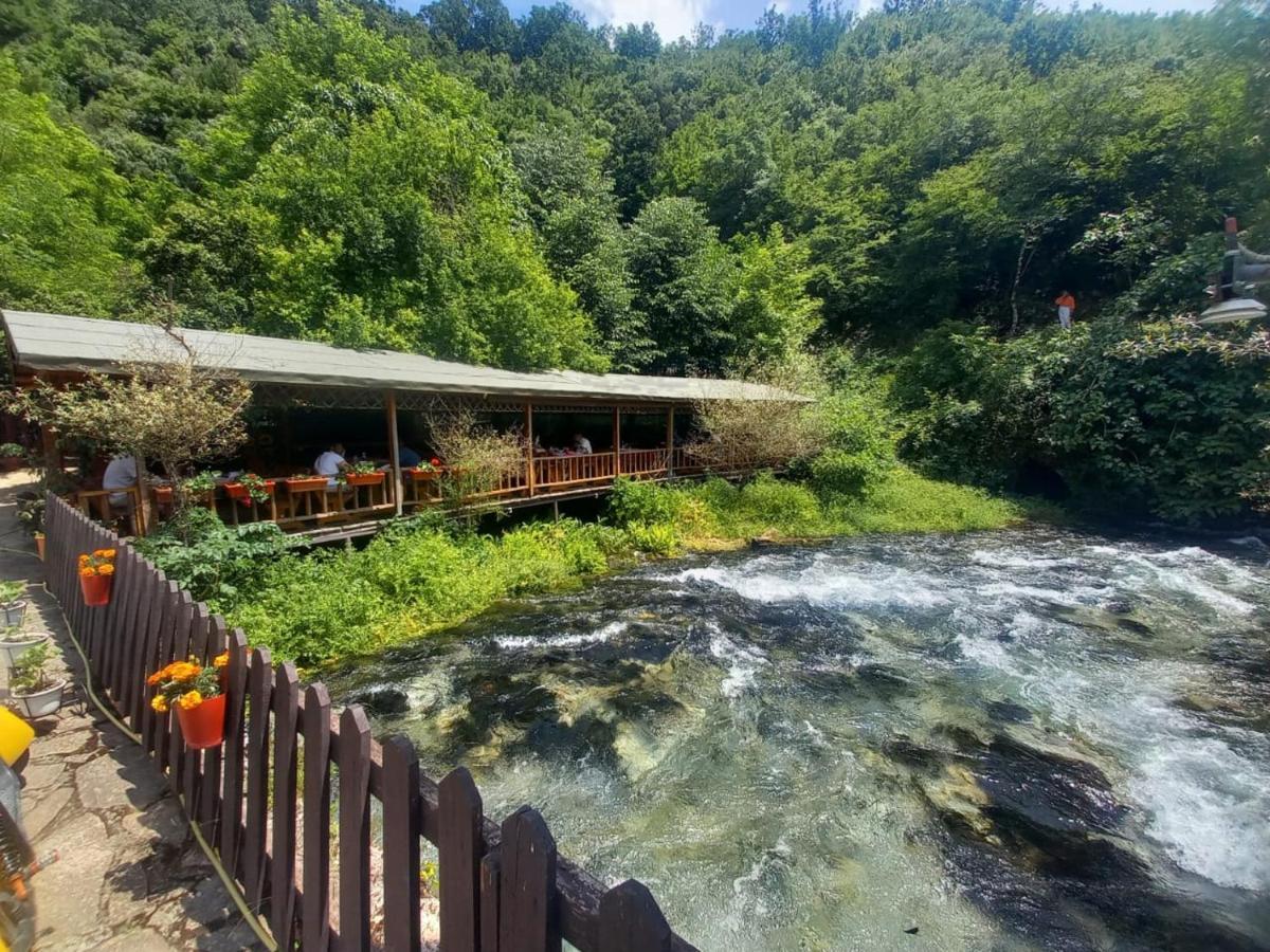 Villa Syri Kalter Sarandë Esterno foto