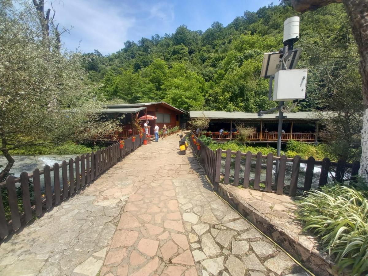 Villa Syri Kalter Sarandë Esterno foto